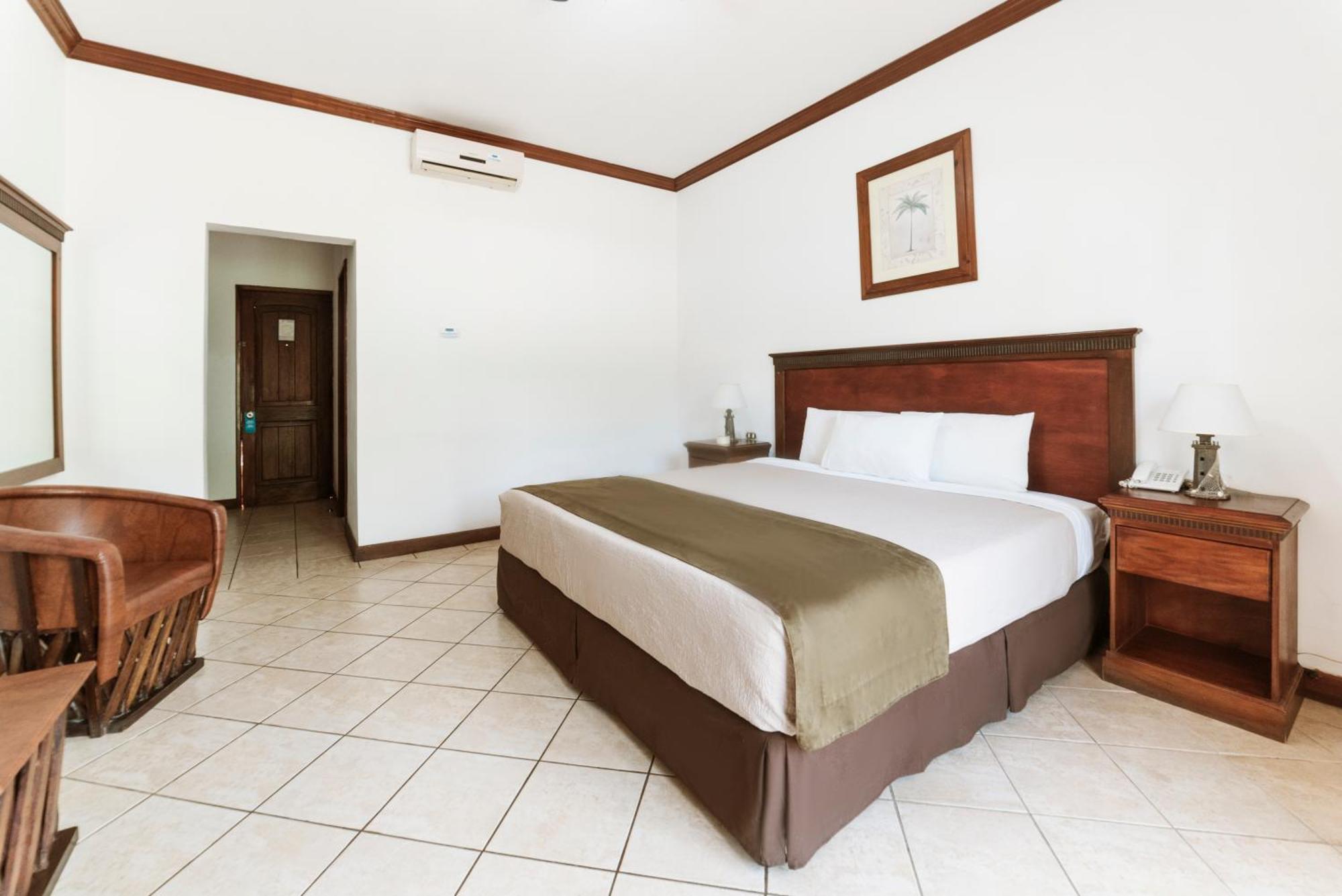 Hotel Cayman Suites มอนเตริโก ภายนอก รูปภาพ