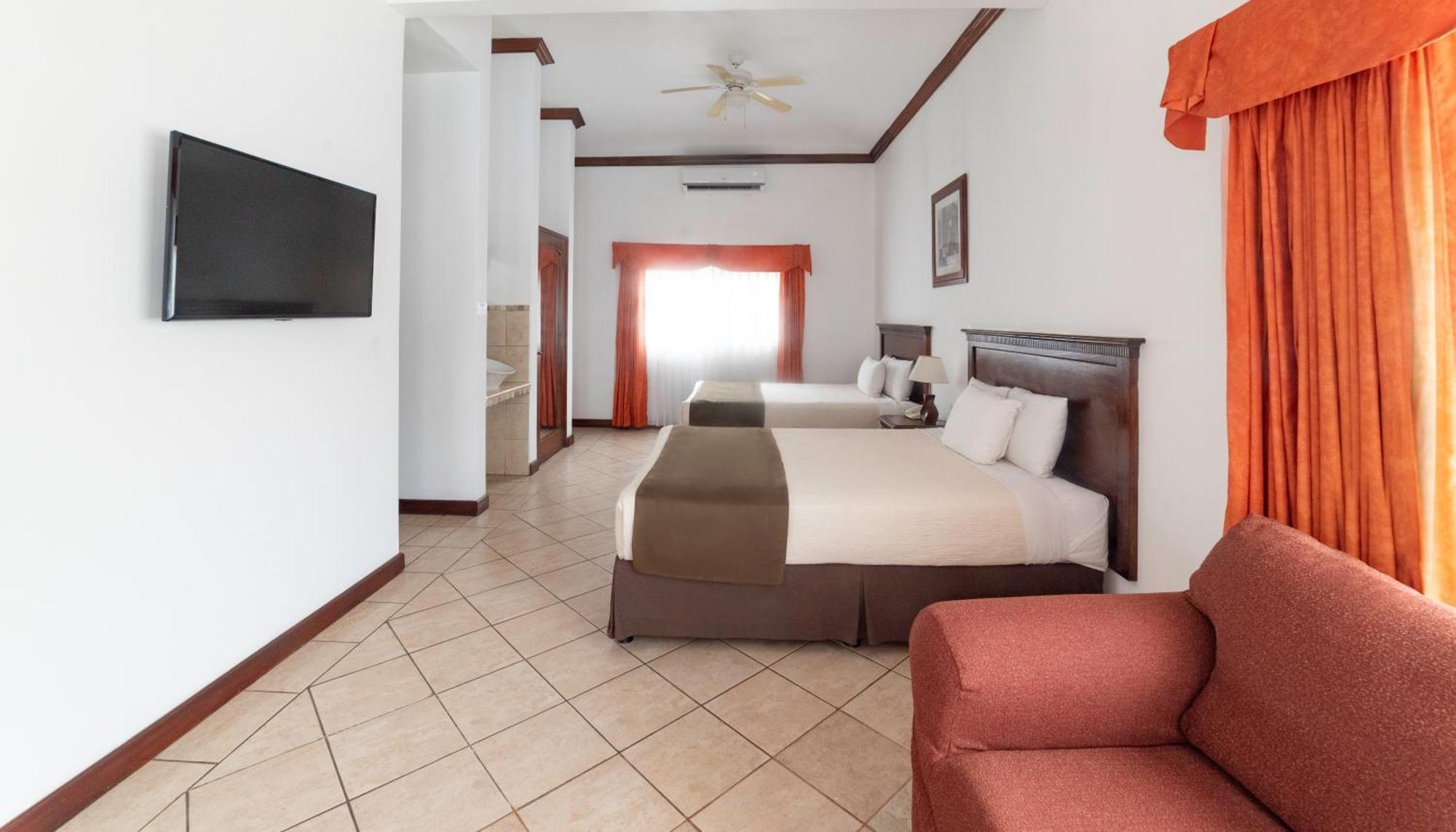 Hotel Cayman Suites มอนเตริโก ภายนอก รูปภาพ