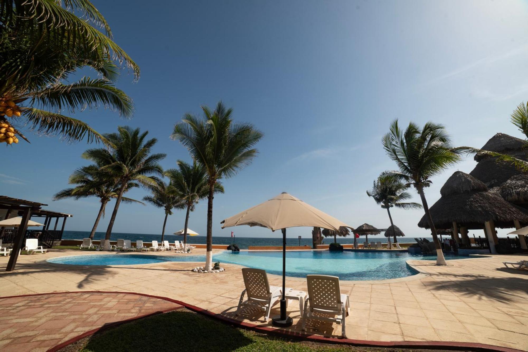Hotel Cayman Suites มอนเตริโก ภายนอก รูปภาพ