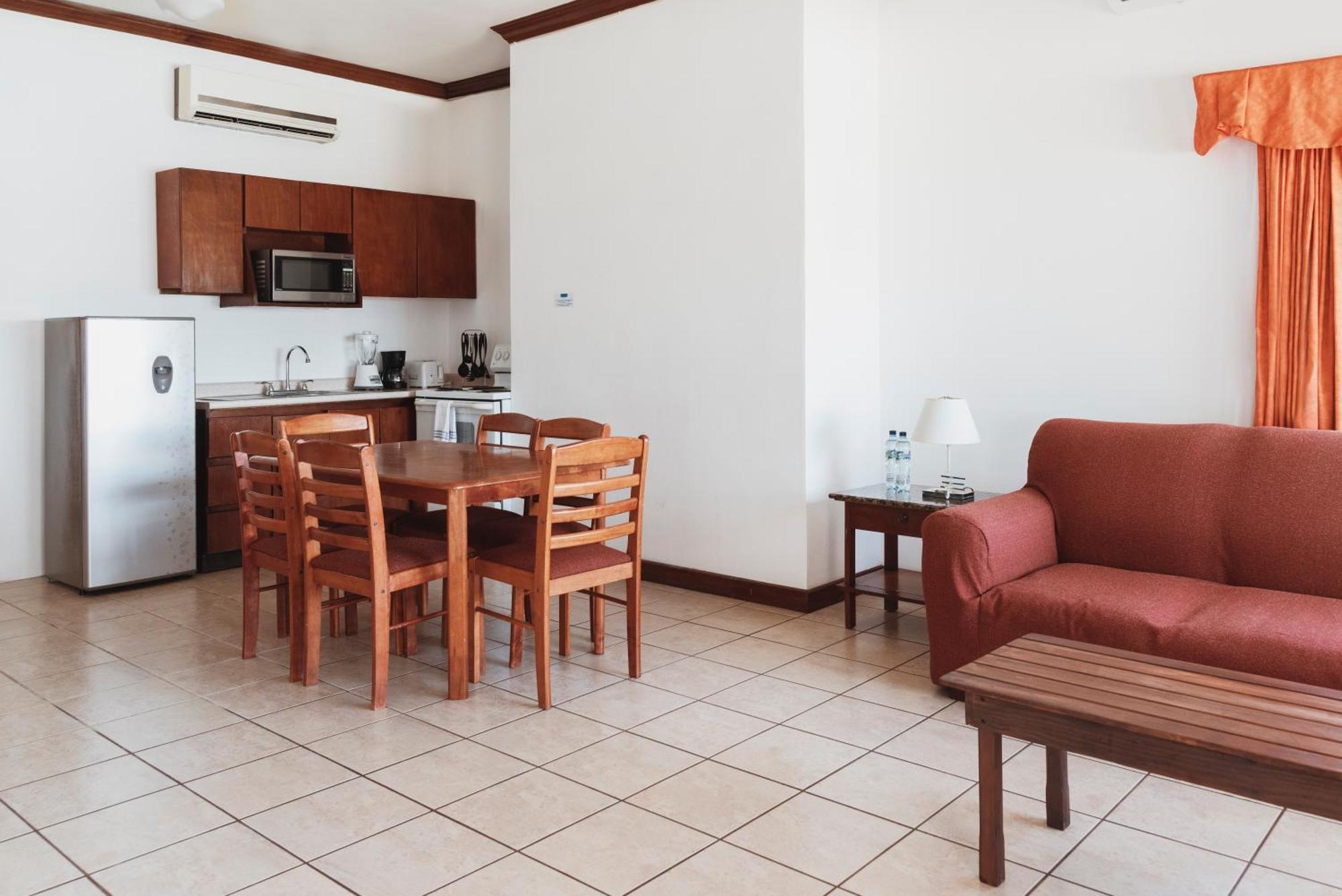 Hotel Cayman Suites มอนเตริโก ภายนอก รูปภาพ
