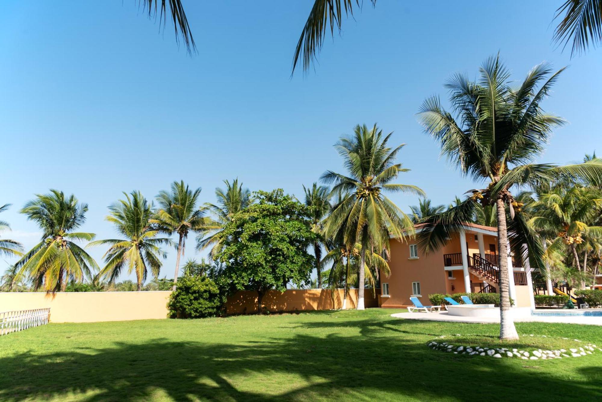 Hotel Cayman Suites มอนเตริโก ภายนอก รูปภาพ